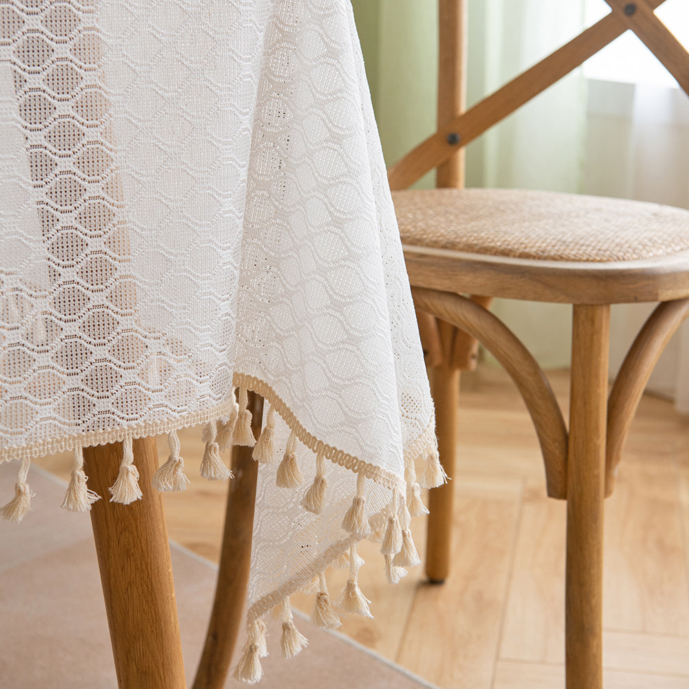 Polyester French-Elegance Lattice Tablecloth with Wheat Tassels in White