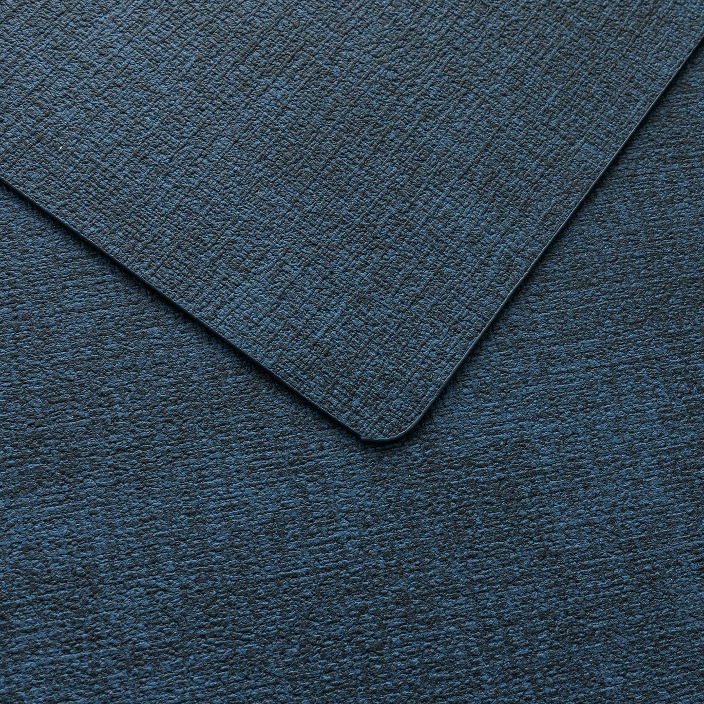 Polyurethane Linen-textured 100% Waterproof Oil-Proof Wipeable Heat Resistant Placemats Set in Navy Blue