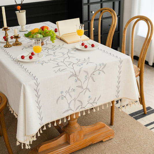 Polyester Embroidered Blue-coloured Fan-shaped Leaf and Floral Tablecloth