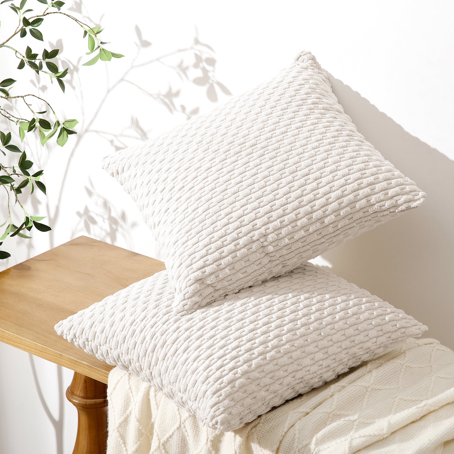 Soft Corduroy Chain-Link Textured Pillowcases in Beige
