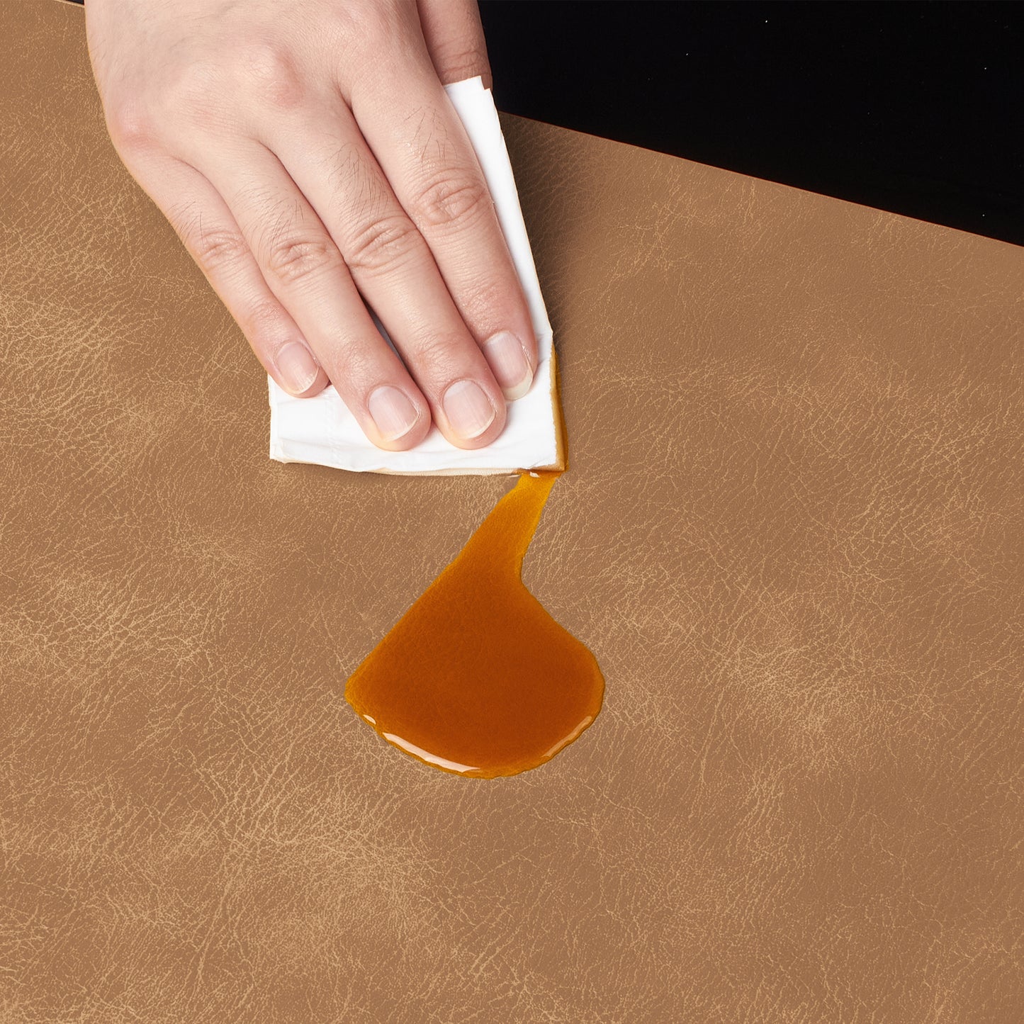 Polyurethane 100% Waterproof Oil-Proof Wipeable Heat Resistant Placemats Set in Camel