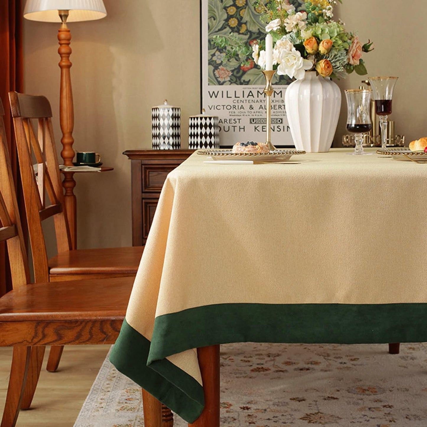 Polyester Contrasting-Colour Edged Tablecloth
