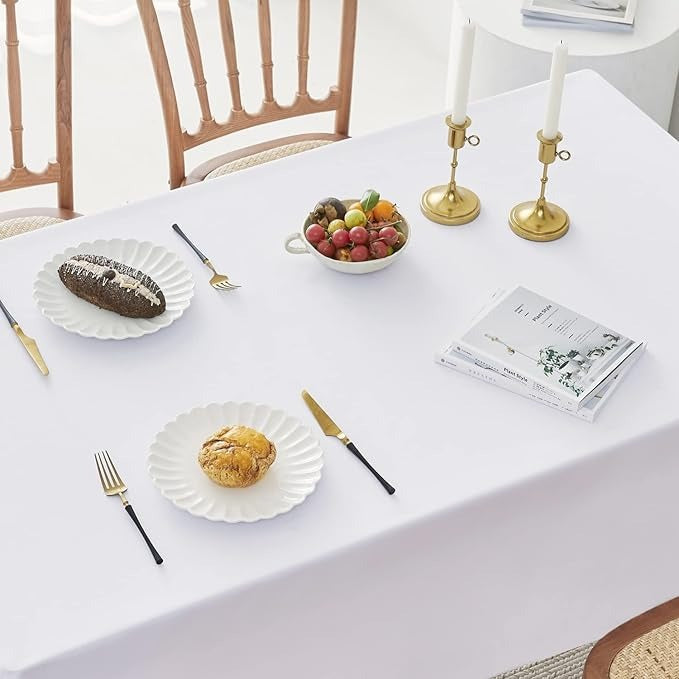 Classic Polyester Table Linen in White