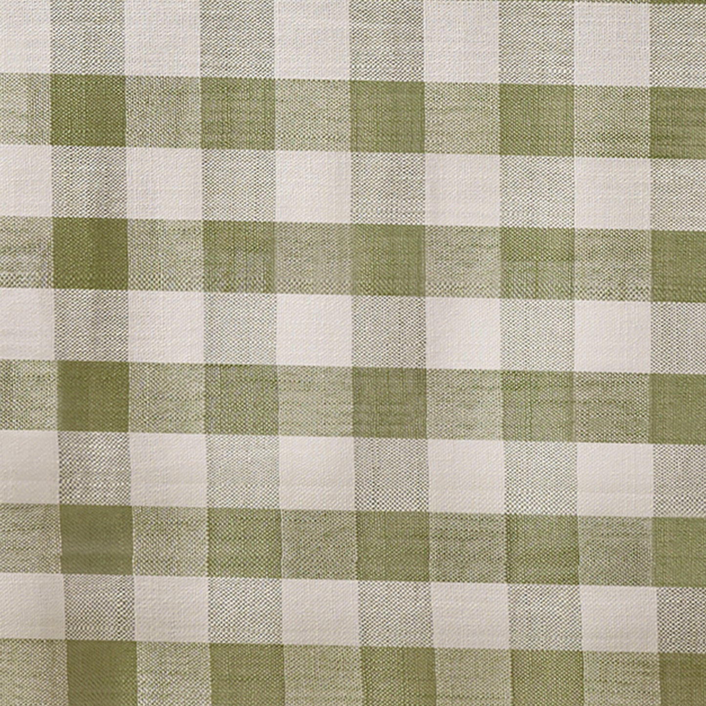 Wrinkle-Resistant Cotton Blend Classic Gingham Tablecloth with Tassels in Sage