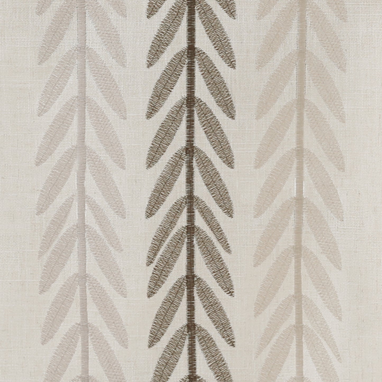 Wrinkle-Resistant Cotton Blend Classic Tassel Tablecloth in Wine Leaf