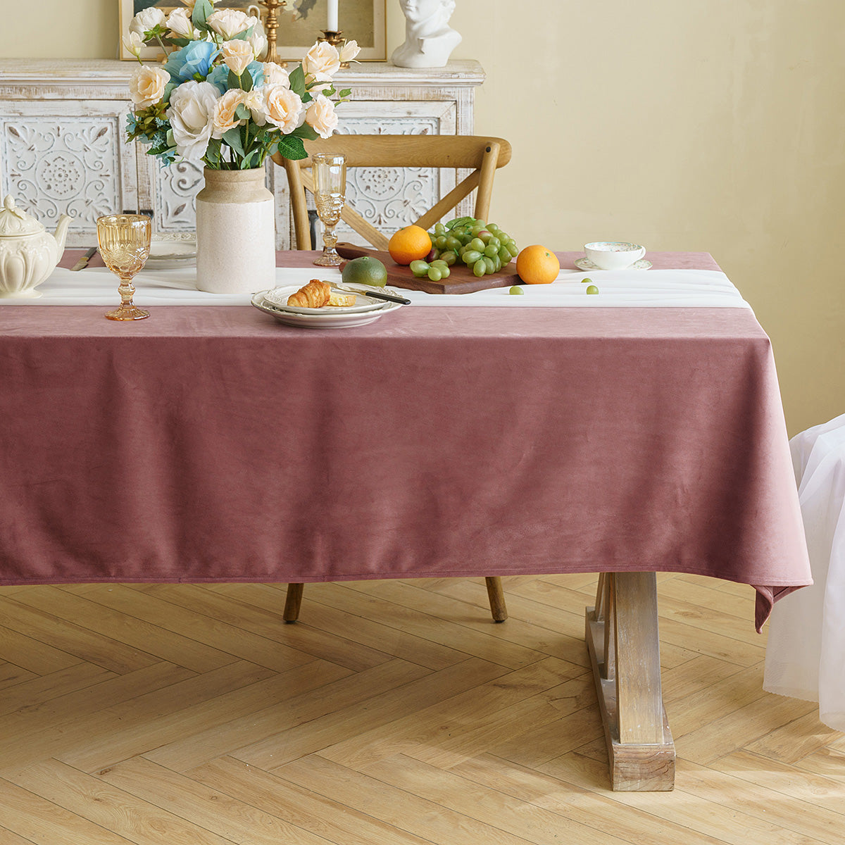 Polyester Waterproof Solid-Velvet Tablecloth in Burgundy