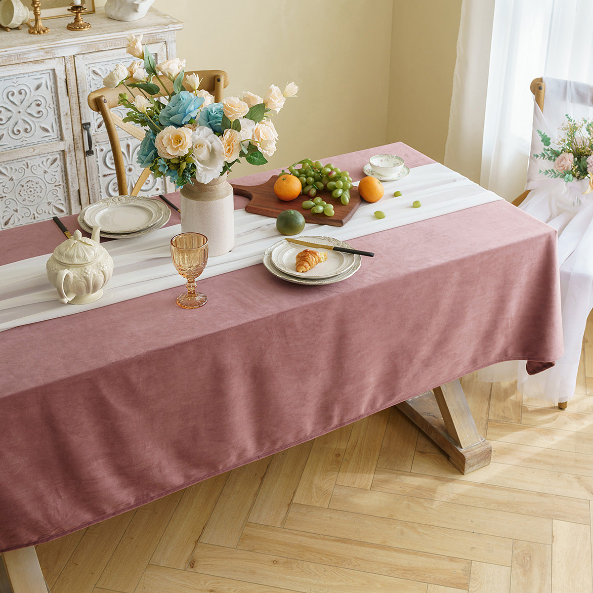 Polyester Waterproof Solid-Velvet Tablecloth in Burgundy
