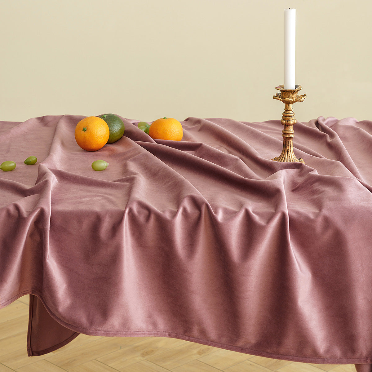 Polyester Waterproof Solid-Velvet Tablecloth in Burgundy