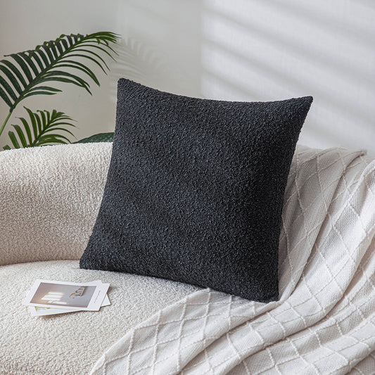 Black Circle Yarn Pillowcases