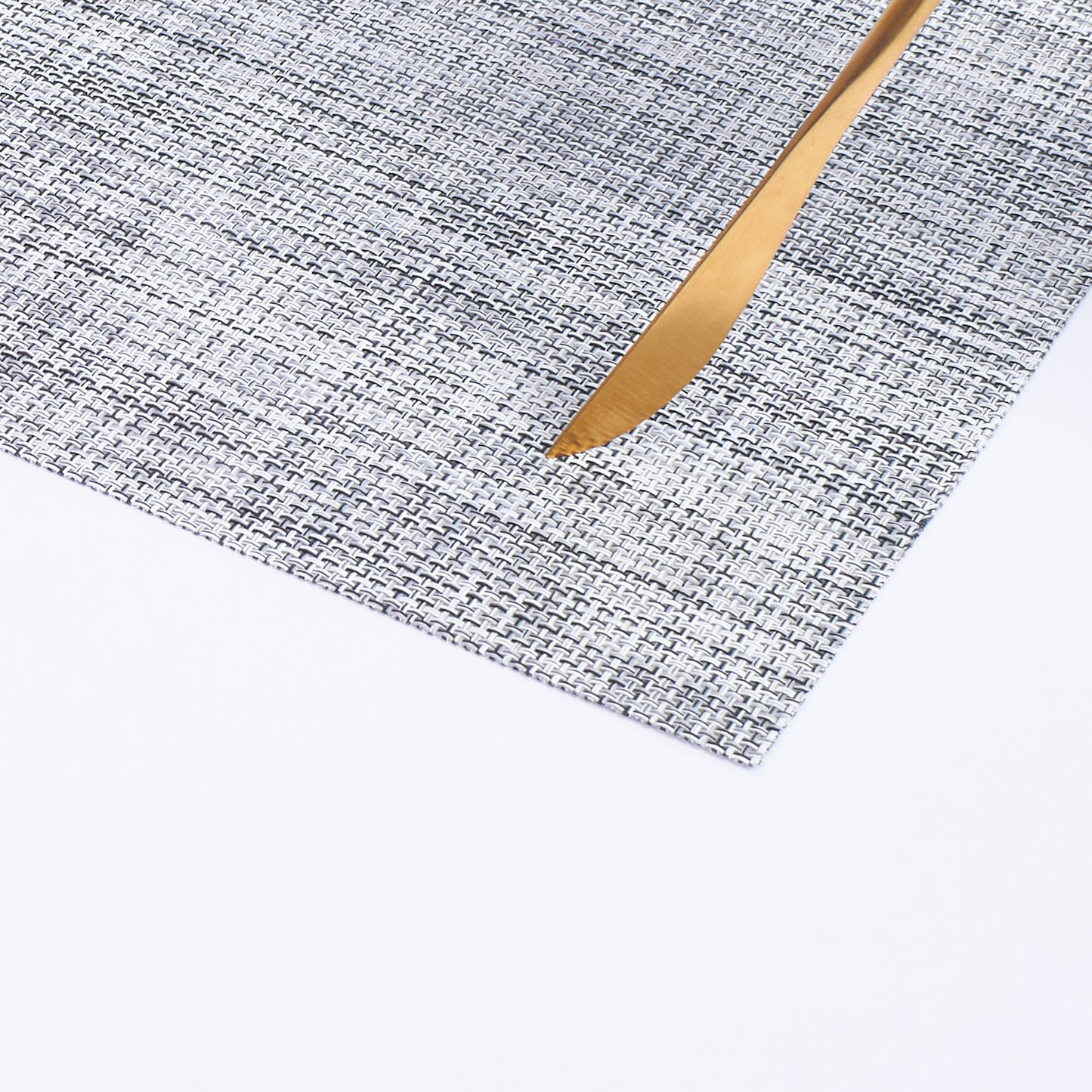 Plastic Woven Heat Resistant Placemats in Light Grey