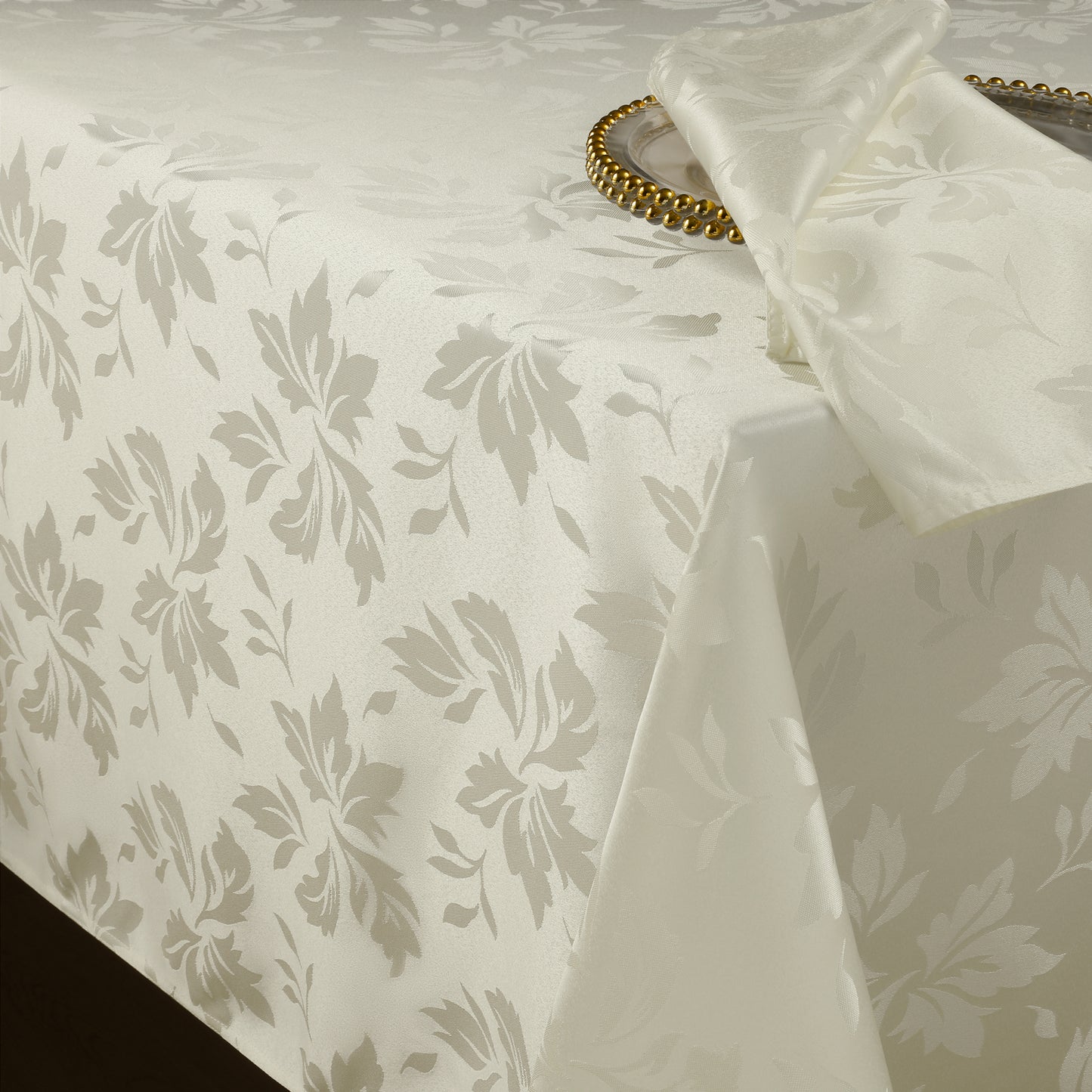 Polyester Jacquard Waterproof Damask Floral Pattern Tablecloth in Ivory