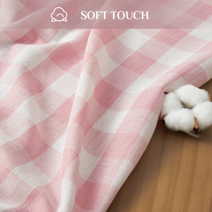 Wrinkle-Resistant Cotton Blend Classic Gingham Tablecloth with Tassels in Pink