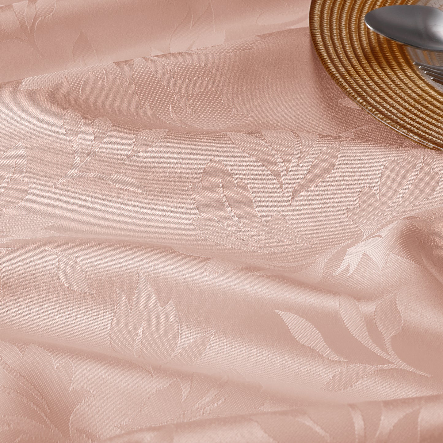 Polyester Jacquard Waterproof Damask Floral Pattern Tablecloth in Pink