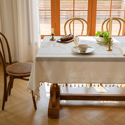Polyester Embroidered Coffee-Coloured Roses Tablecloth