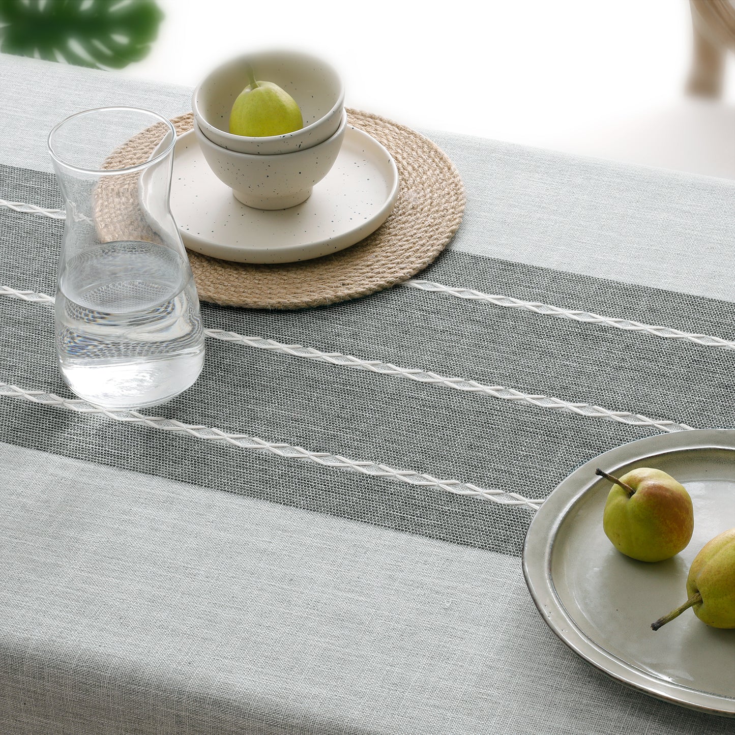 Wrinkle-Resistant and Waterproof Cotton Blend Tassel Tablecloth in Grey Lines
