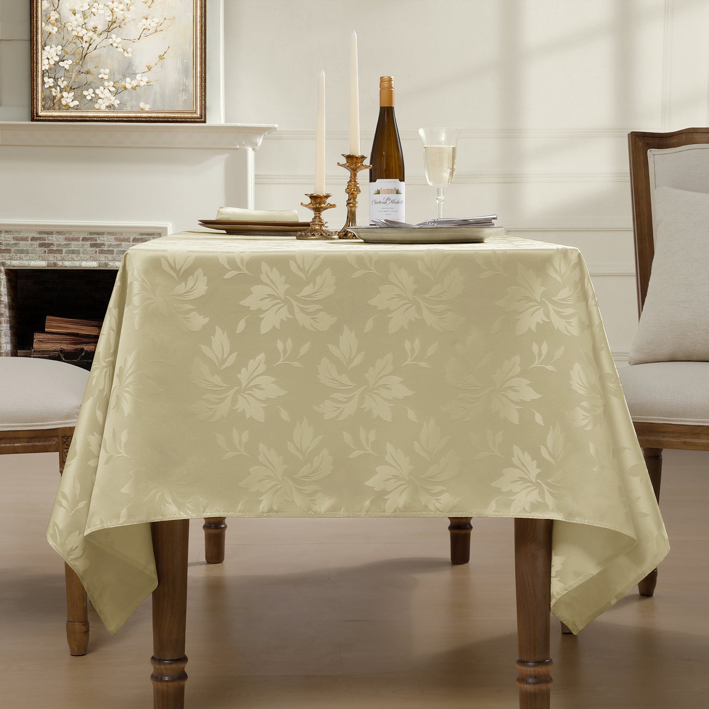 Polyester Jacquard Waterproof Damask Floral Pattern Tablecloth in Champagne