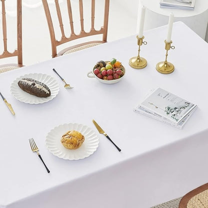 Classic Polyester Table Linen in White
