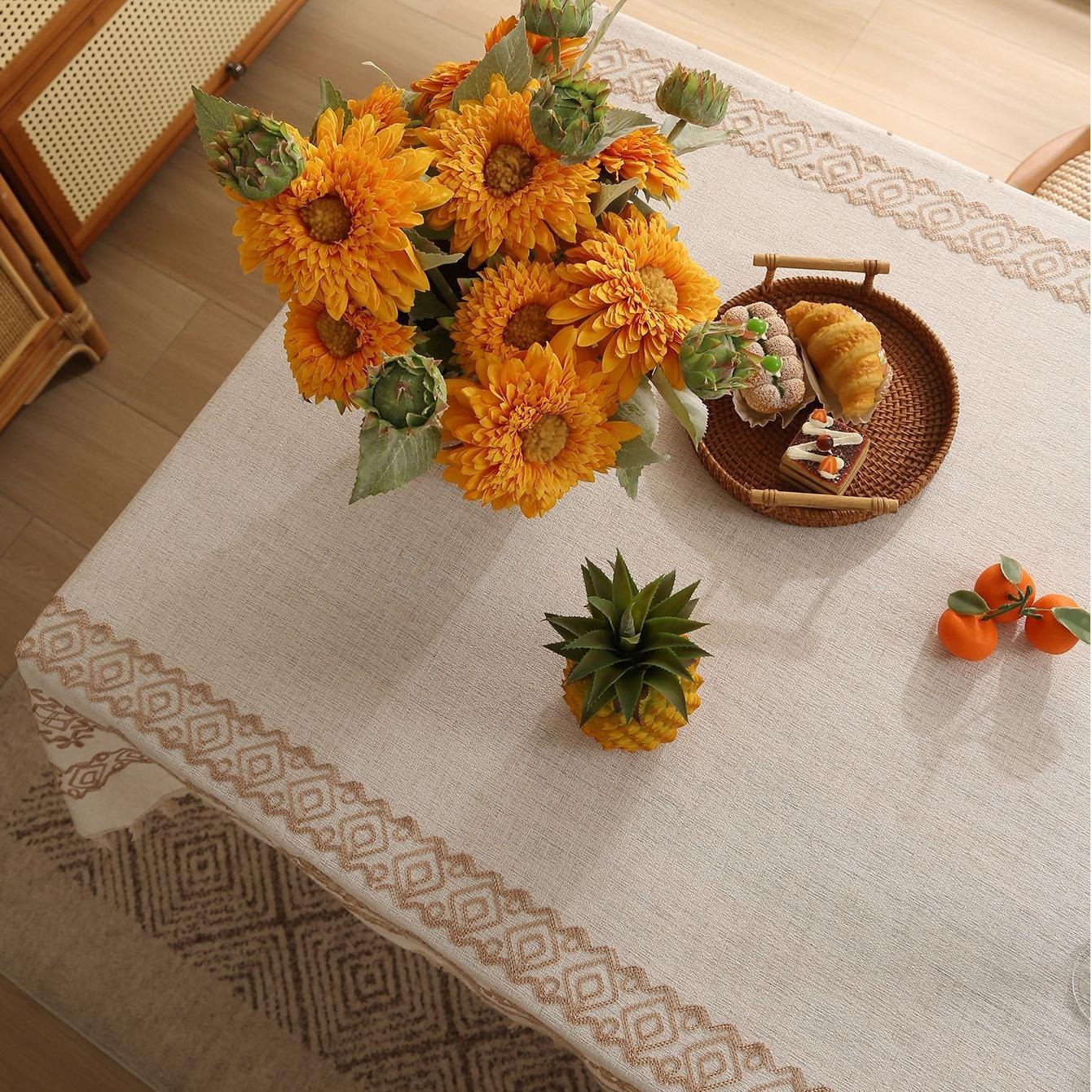 Polyester linen geometric side embroidered tablecloth