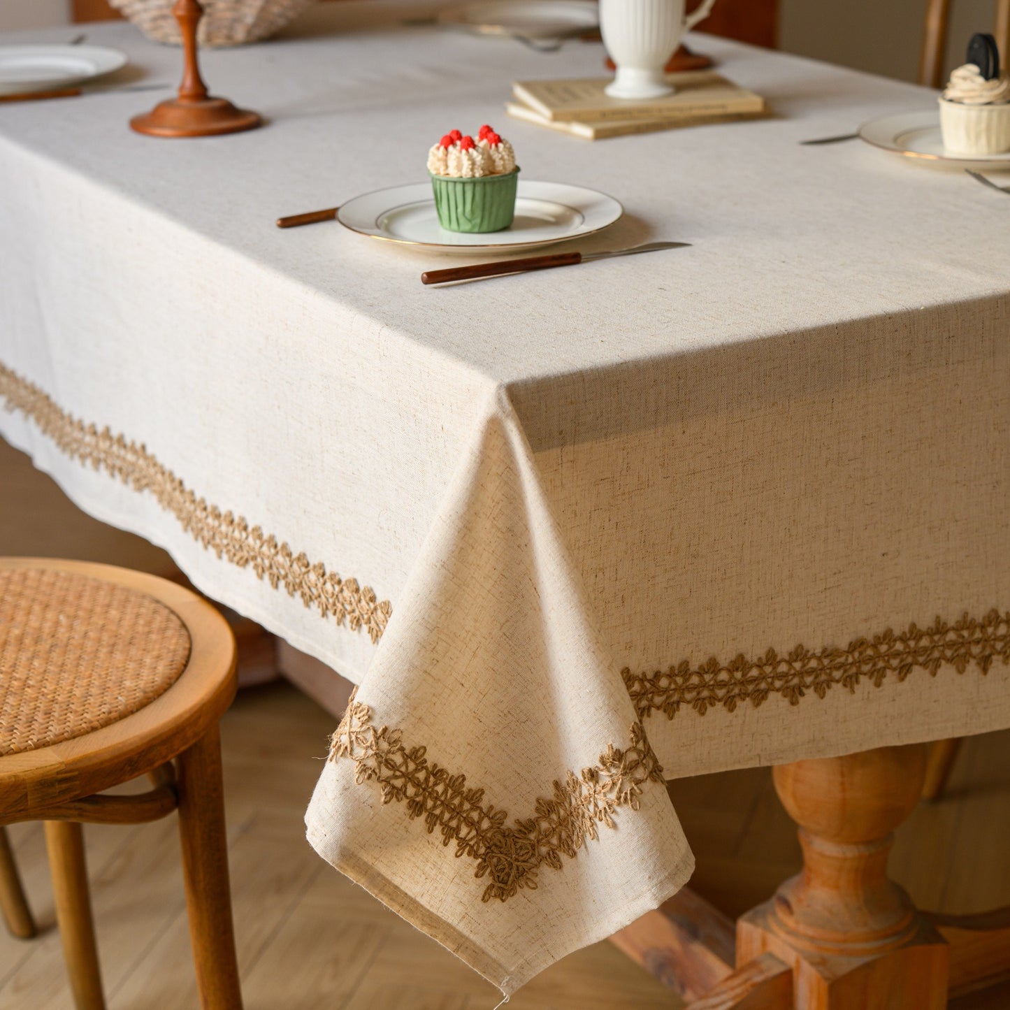 White Polyester Linen Tablecloth with Brown Crisscross Lace