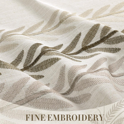 Wrinkle-Resistant Cotton Blend Classic Tassel Tablecloth in Wine Leaf