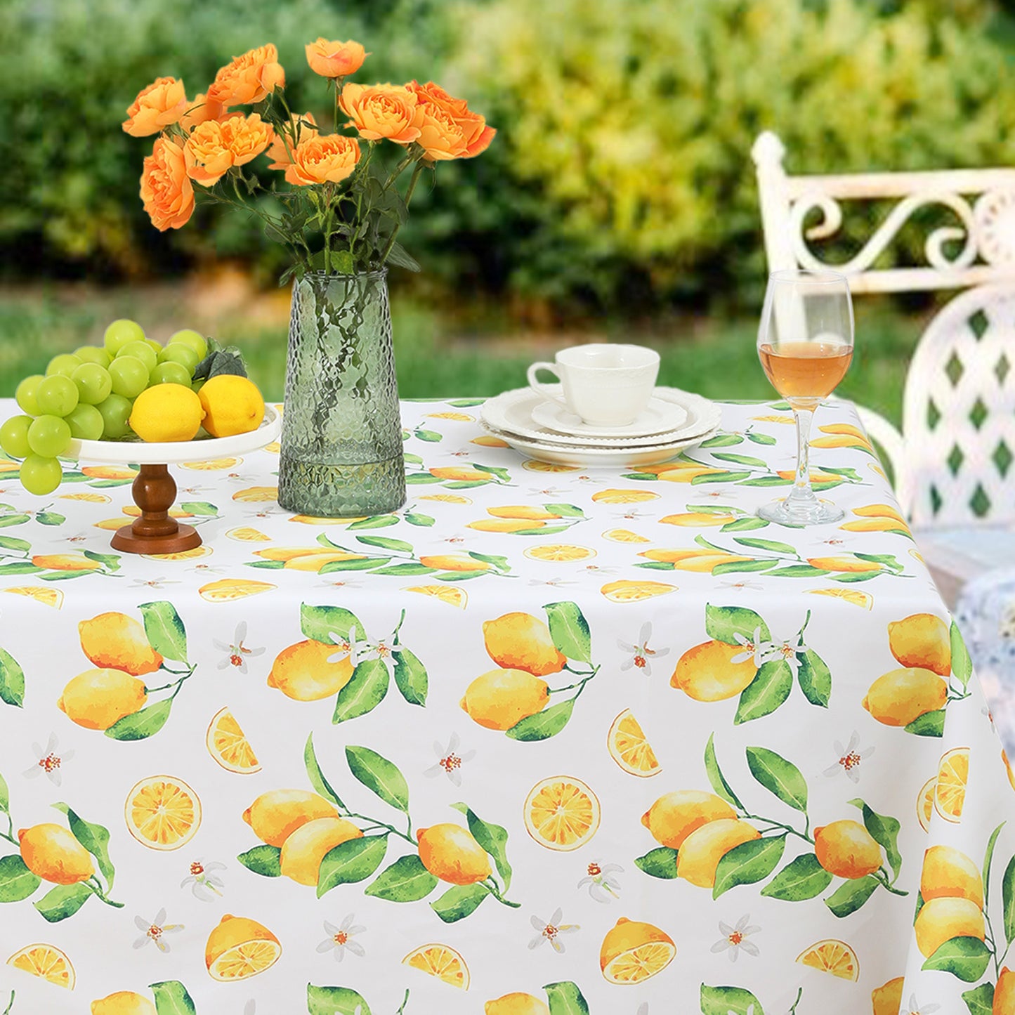 Polyester Lemon-patterned tablecloth（with white background ）