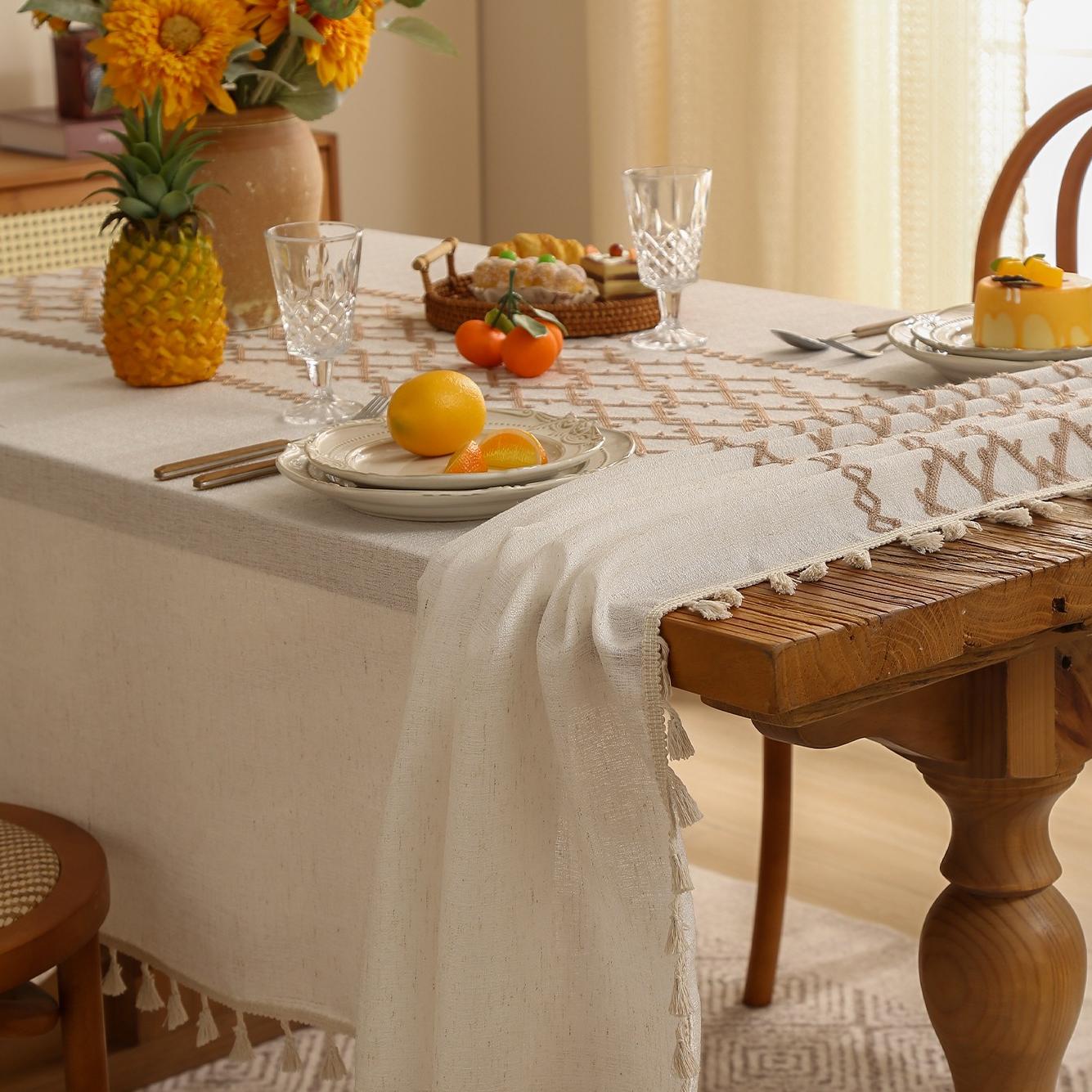 Polyester linen geometric embroidered tablecloth