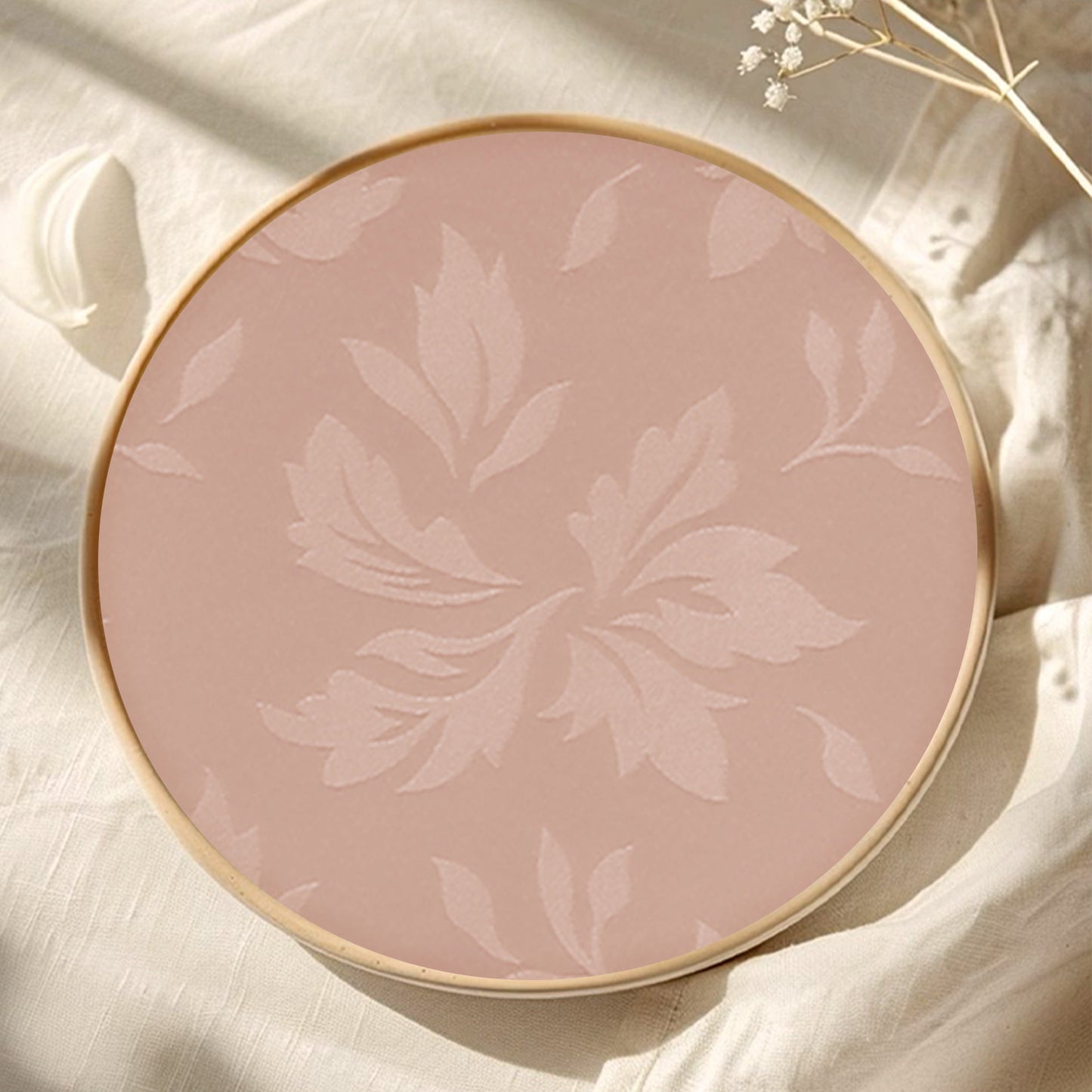 Polyester Jacquard Waterproof Damask Floral Pattern Tablecloth in Pink