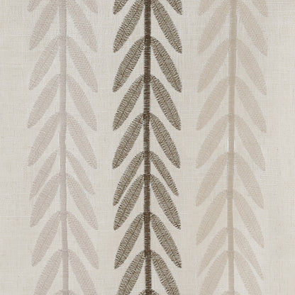 Wrinkle-Resistant Cotton Blend Classic Tassel Tablecloth in Wine Leaf