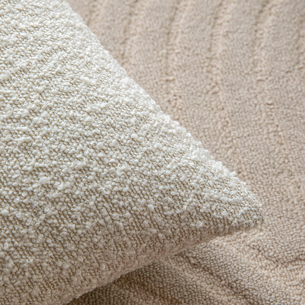 Beige Circle Yarn Pillowcases