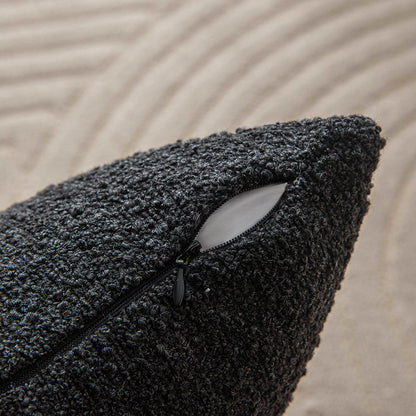 Black Circle Yarn Pillowcases